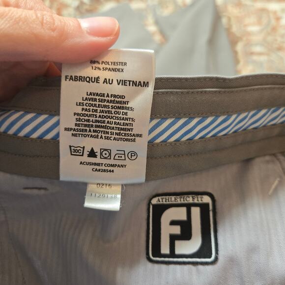 FootJoy pants Men's size 32X30 Gray Athletic Fit Golf Performance - Picture 6 of 7